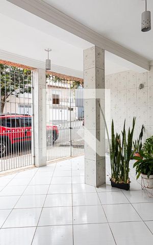 Casa à venda com 230m², 6 quartos e 2 vagasGaragem