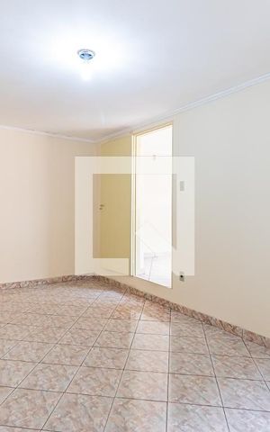 Casa à venda com 230m², 6 quartos e 2 vagasCasa 2 - Dormitório