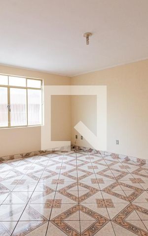 Casa à venda com 230m², 6 quartos e 2 vagasCasa 2 - Sala