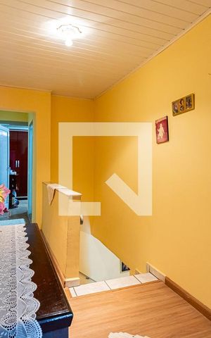 Casa à venda com 230m², 6 quartos e 2 vagasCasa 1 - Corredor