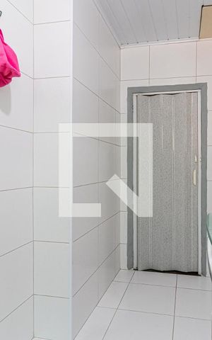 Casa à venda com 230m², 6 quartos e 2 vagasCasa 1 - Banheiro 2
