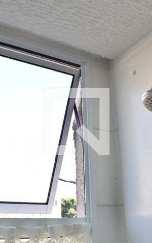 Apartamento à venda com 50m², 2 quartos e 1 vagaDetalhe do banheiro