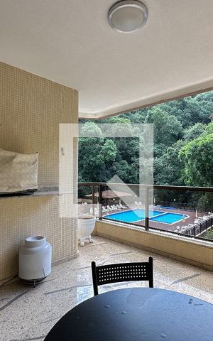 Apartamento para alugar com 125m², 3 quartos e 2 vagasVaranda
