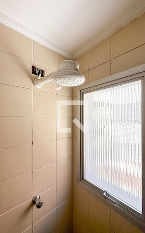 Apartamento para alugar com 75m², 2 quartos e 1 vaga Apartamento para alugar com 75m², 2 quartos e 1 vagaBanheiro 1 - suíte