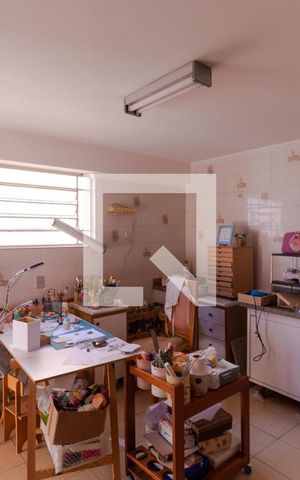 Casa à venda com 320m², 5 quartos e 8 vagas Casa à venda com 320m², 5 quartos e 8 vagasCozinha da Casa 02