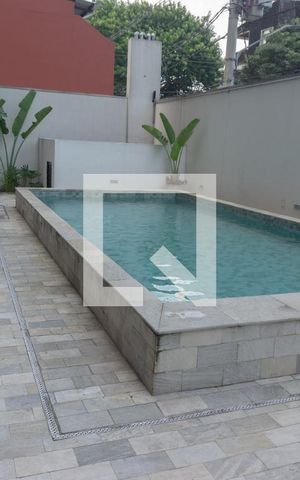 Studio à venda com 26m², 1 quarto e sem vagaÁrea comum - Piscina