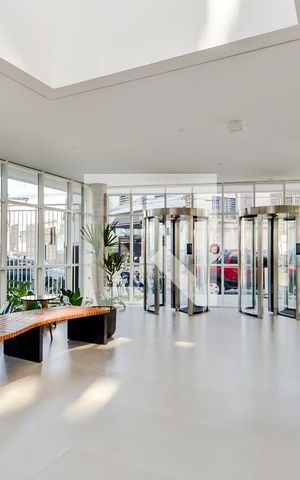 Apartamento à venda com 37m², 2 quartos e 1 vagaHall Social 