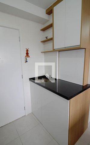 Apartamento para alugar com 32m², 2 quartos e sem vagaSala e cozinha 