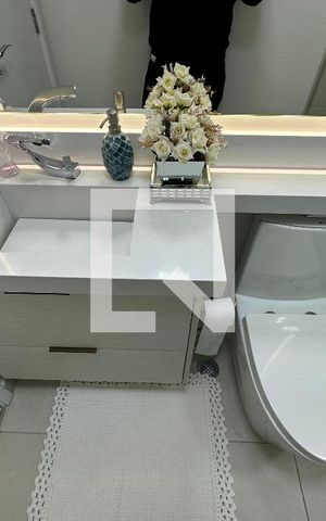 Apartamento à venda com 68m², 2 quartos e 1 vagaBanheiro Social