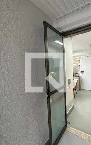 Apartamento à venda com 68m², 2 quartos e 1 vagaÁrea de Serviço