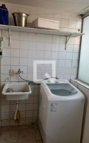 Apartamento à venda com 72m², 2 quartos e 1 vagaÁrea de Serviço
