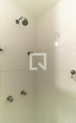 Studio à venda com 30m², 1 quarto e 1 vagaBanheiro - Ducha