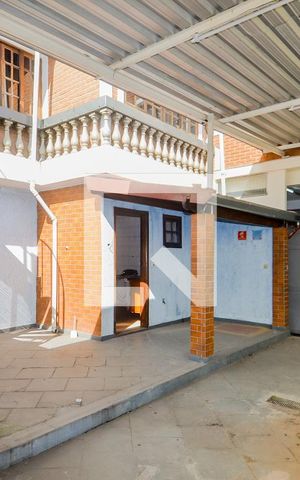 Casa à venda com 380m², 8 quartos e 6 vagasQuintal 