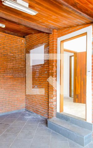 Casa à venda com 380m², 8 quartos e 6 vagasQuarto 2 - Casa 2