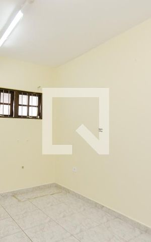 Casa à venda com 380m², 8 quartos e 6 vagasCozinha
