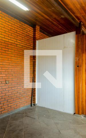 Casa à venda com 380m², 8 quartos e 6 vagasQuarto 1 - Casa 2