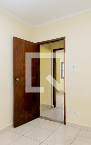 Casa à venda com 380m², 8 quartos e 6 vagasQuarto 1