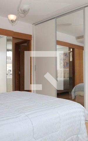 Apartamento para alugar com 81m², 3 quartos e 2 vagasQuarto 1 Suíte