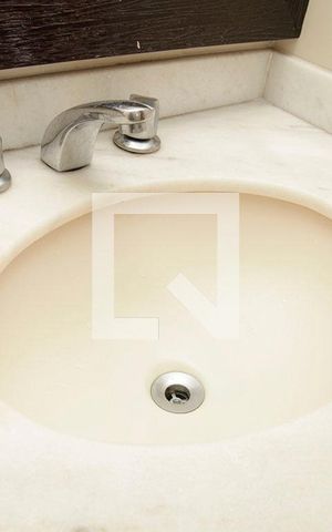 Apartamento para alugar com 81m², 3 quartos e 2 vagasBanheiro Quarto 1 Suíte