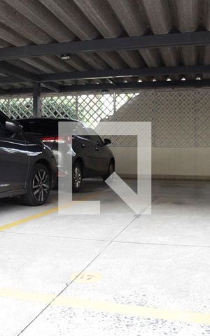 Apartamento para alugar com 81m², 3 quartos e 2 vagasBox Estacionamento