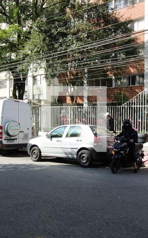 Apartamento à venda com 95m², 3 quartos e 1 vagaFachada e portaria 