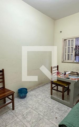 Casa à venda com 395m², 5 quartos e 2 vagas Casa à venda com 395m², 5 quartos e 2 vagasSuíte 4