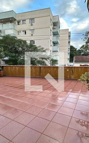 Casa à venda com 395m², 5 quartos e 2 vagas Casa à venda com 395m², 5 quartos e 2 vagasVaranda da Sala