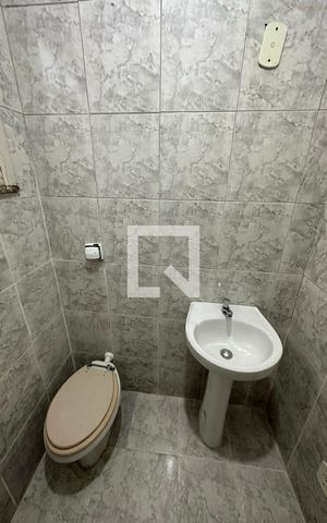 Casa à venda com 395m², 5 quartos e 2 vagas Casa à venda com 395m², 5 quartos e 2 vagasBanheiro da Suíte 4