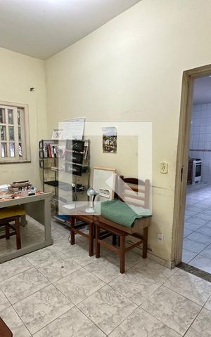 Casa à venda com 395m², 5 quartos e 2 vagas Casa à venda com 395m², 5 quartos e 2 vagasSuíte 4