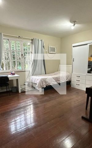 Casa à venda com 395m², 5 quartos e 2 vagas Casa à venda com 395m², 5 quartos e 2 vagasSuíte 3