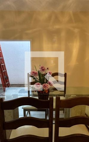 Casa à venda com 395m², 5 quartos e 2 vagas Casa à venda com 395m², 5 quartos e 2 vagasSala de Jantar
