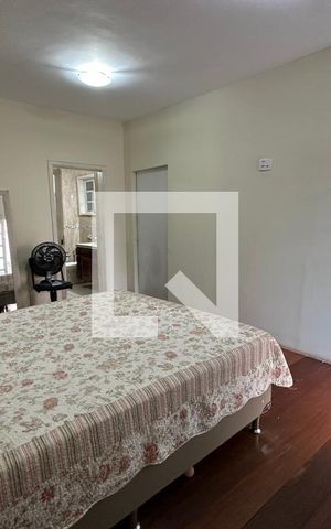 Casa à venda com 395m², 5 quartos e 2 vagas Casa à venda com 395m², 5 quartos e 2 vagasSuíte 1