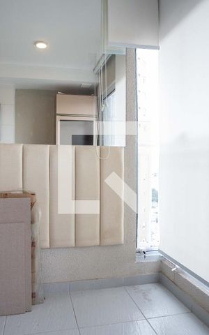 Apartamento à venda com 45m², 2 quartos e 1 vagaÁrea de Serviço