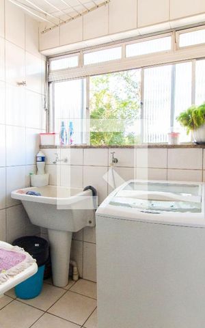 Apartamento à venda com 62m², 2 quartos e 1 vaga Apartamento à venda com 62m², 2 quartos e 1 vagaÁrea de Serviço