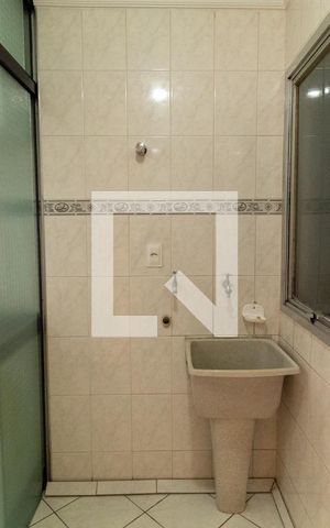 Apartamento para alugar com 72m², 2 quartos e 1 vagaÁrea de Serviço