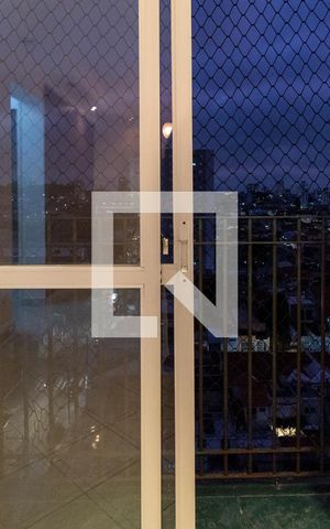 Apartamento para alugar com 72m², 2 quartos e 1 vagaVaranda