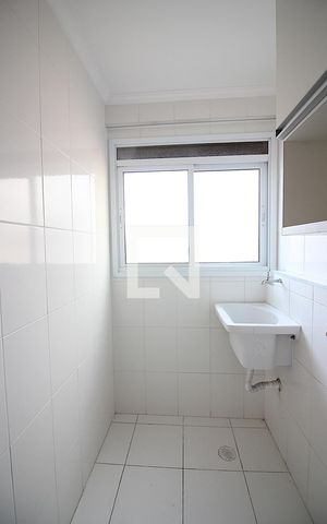 Apartamento para alugar com 66m², 2 quartos e 1 vagaÁrea de Serviço