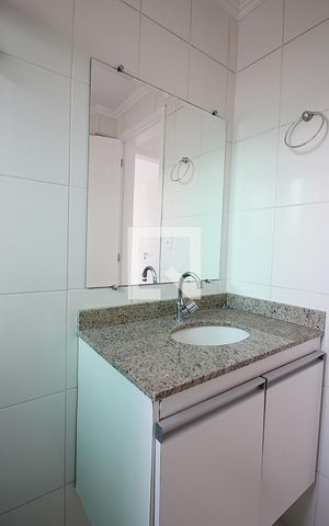 Apartamento para alugar com 66m², 2 quartos e 1 vagaBanheiro Social