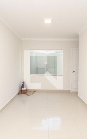 Casa de condomínio para alugar com 70m², 2 quartos e 1 vagaSala