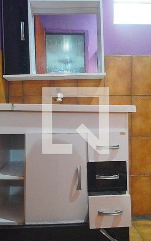 Casa à venda com 130m², 3 quartos e 2 vagasBanheiro