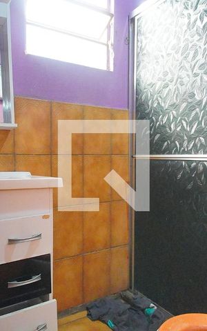 Casa à venda com 130m², 3 quartos e 2 vagasBanheiro