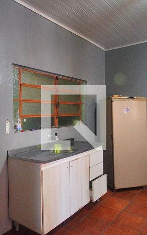 Casa à venda com 130m², 3 quartos e 2 vagasBanheiro