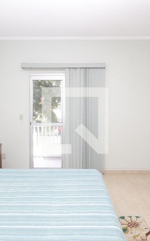Casa à venda com 210m², 3 quartos e 3 vagasQuarto 1 - Suíte