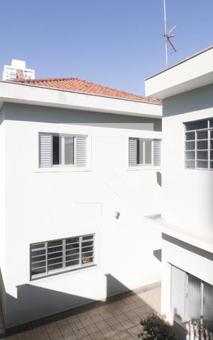Casa à venda com 210m², 3 quartos e 3 vagasTerraço