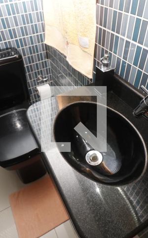 Casa à venda com 210m², 3 quartos e 3 vagasLavabo