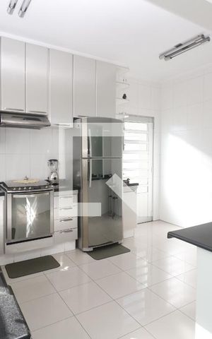 Casa à venda com 210m², 3 quartos e 3 vagasCozinha