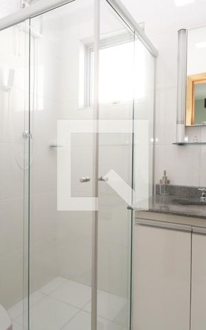 Casa à venda com 210m², 3 quartos e 3 vagasBanheiro Social