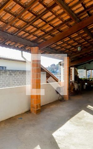 Casa à venda com 300m², 2 quartos e 3 vagasVaranda 