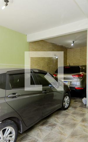 Casa à venda com 300m², 2 quartos e 3 vagasGaragem