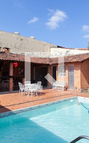 Casa à venda com 120m², 3 quartos e 3 vagasPiscina